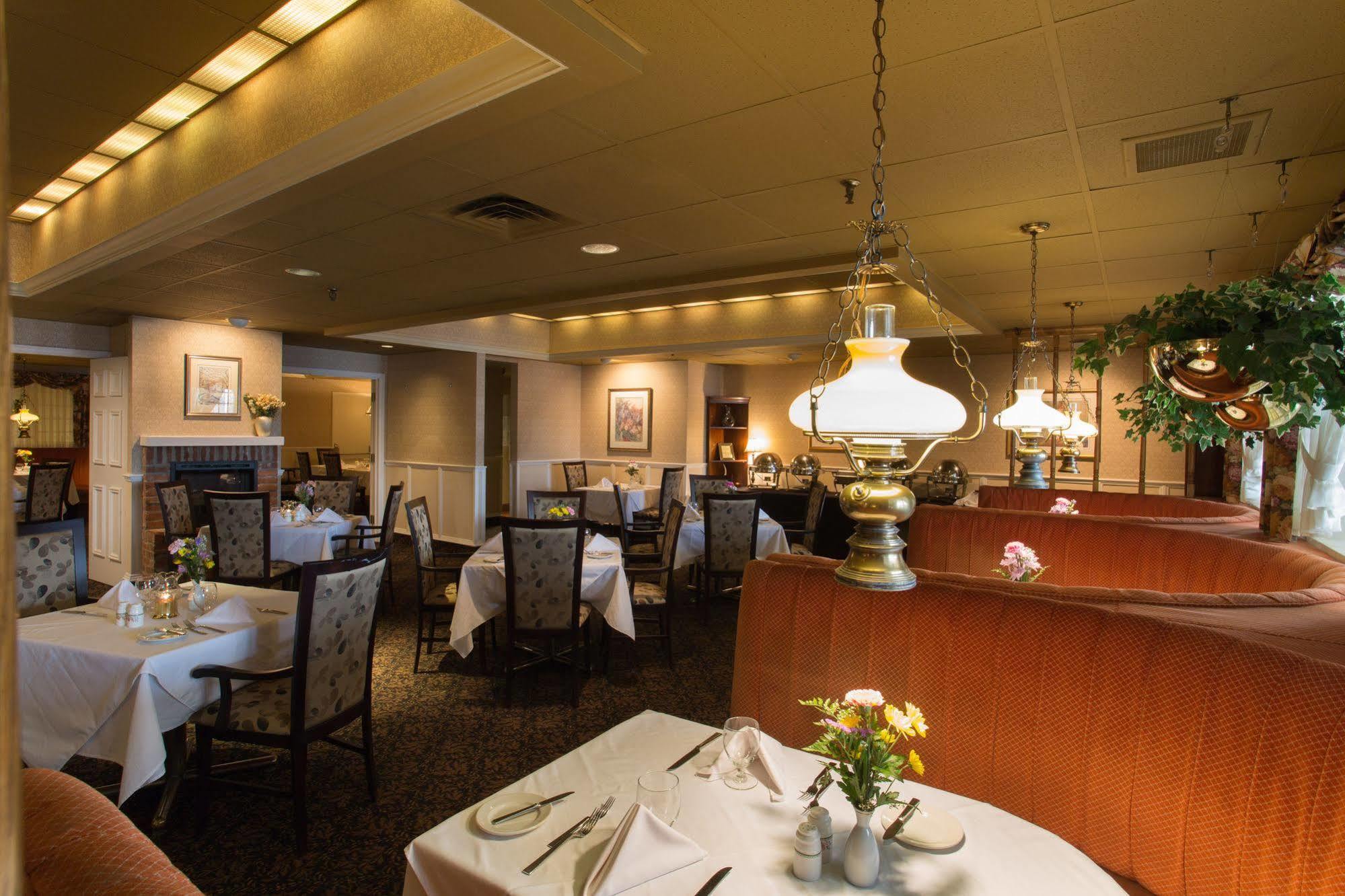 The Fredericton Inn Eksteriør bilde
