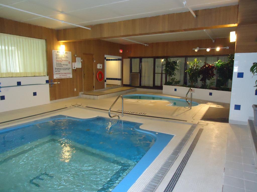 The Fredericton Inn Eksteriør bilde
